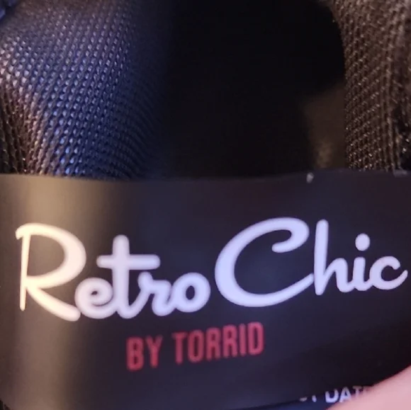 Torrid Retro Chic Black Swim Top - Picture 2 of 4